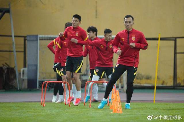 跳跃和乐福鞋