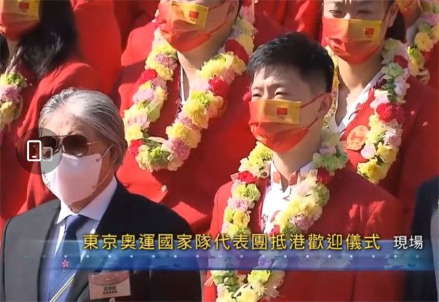 抠逼