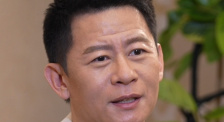 国产剧情演绎av